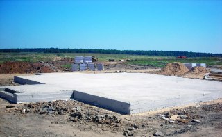 Фундамент монолитная плита Горно-Алтайск цена от 2757 руб.